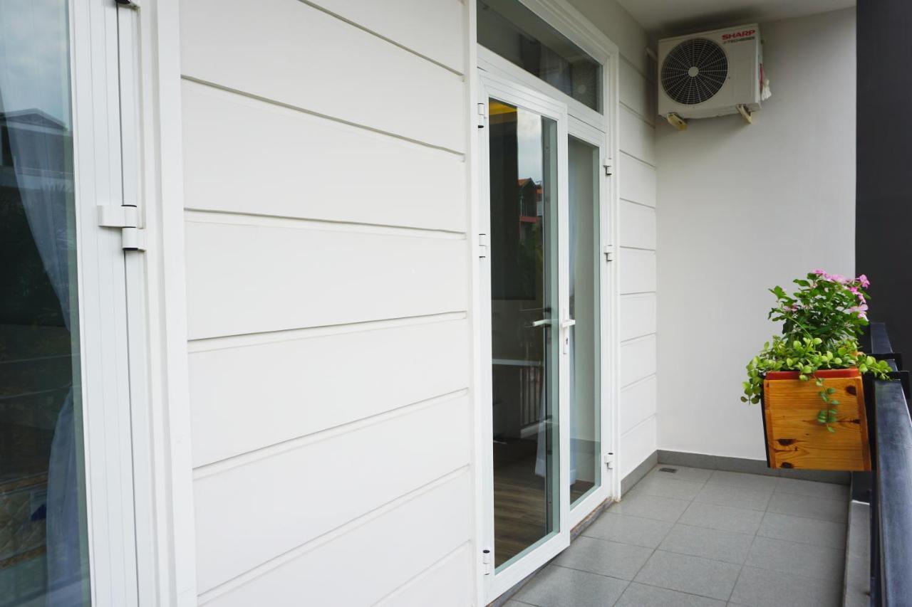 Shinhua Hotel Ho Chi Minh City Room photo
